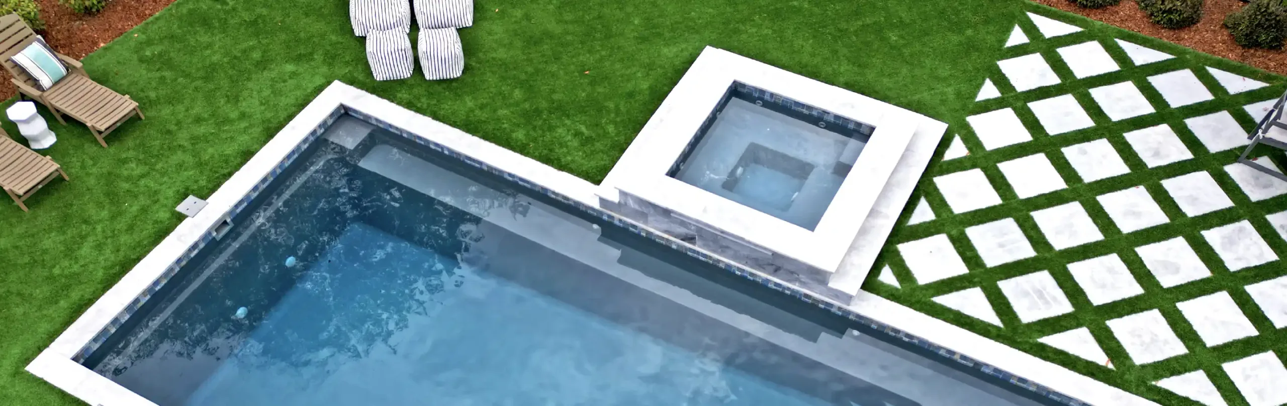 Signature Spas from Aviva Pools Nashville South