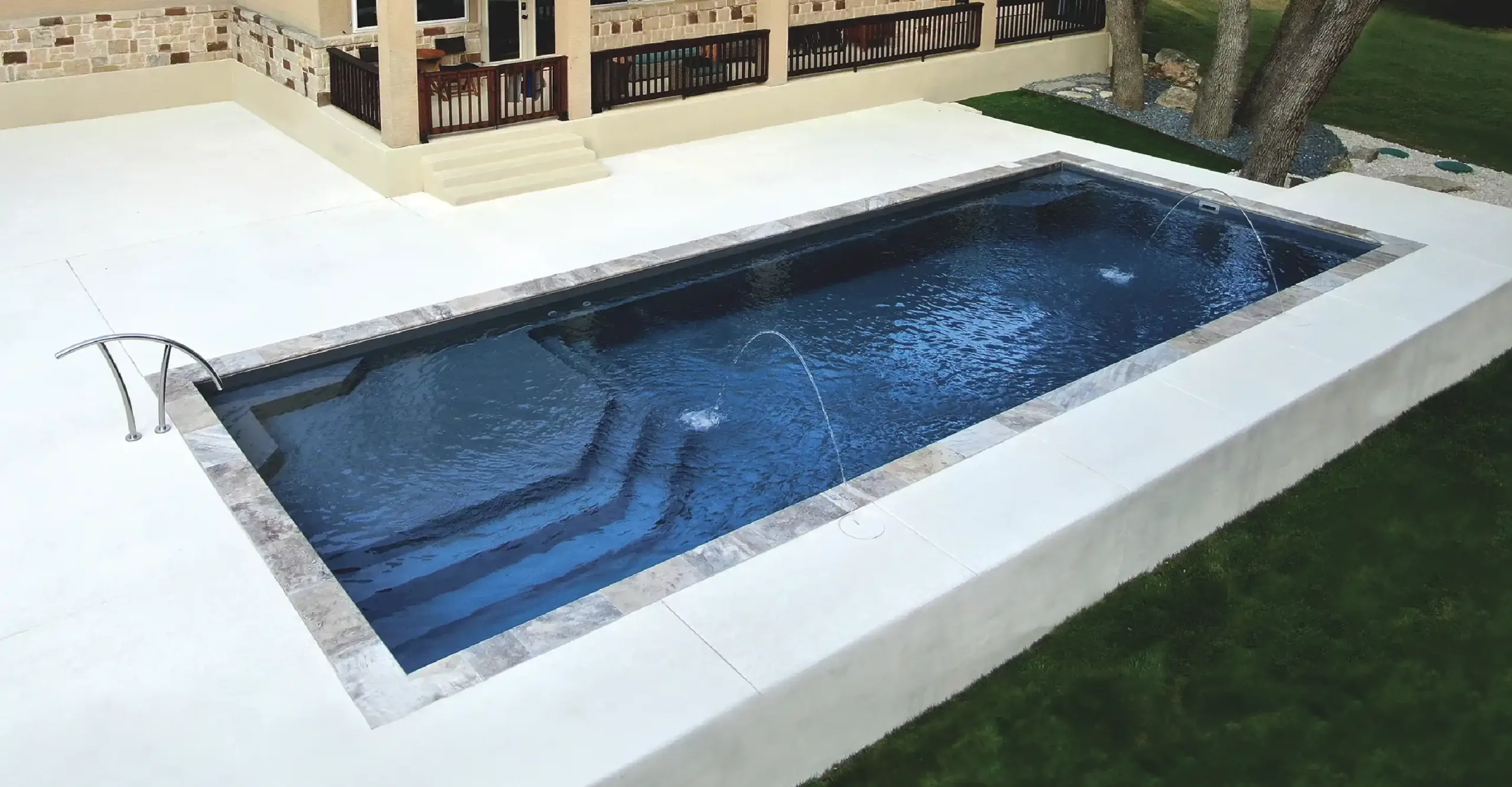 The Vogue fiberglass pool from Aviva Pools