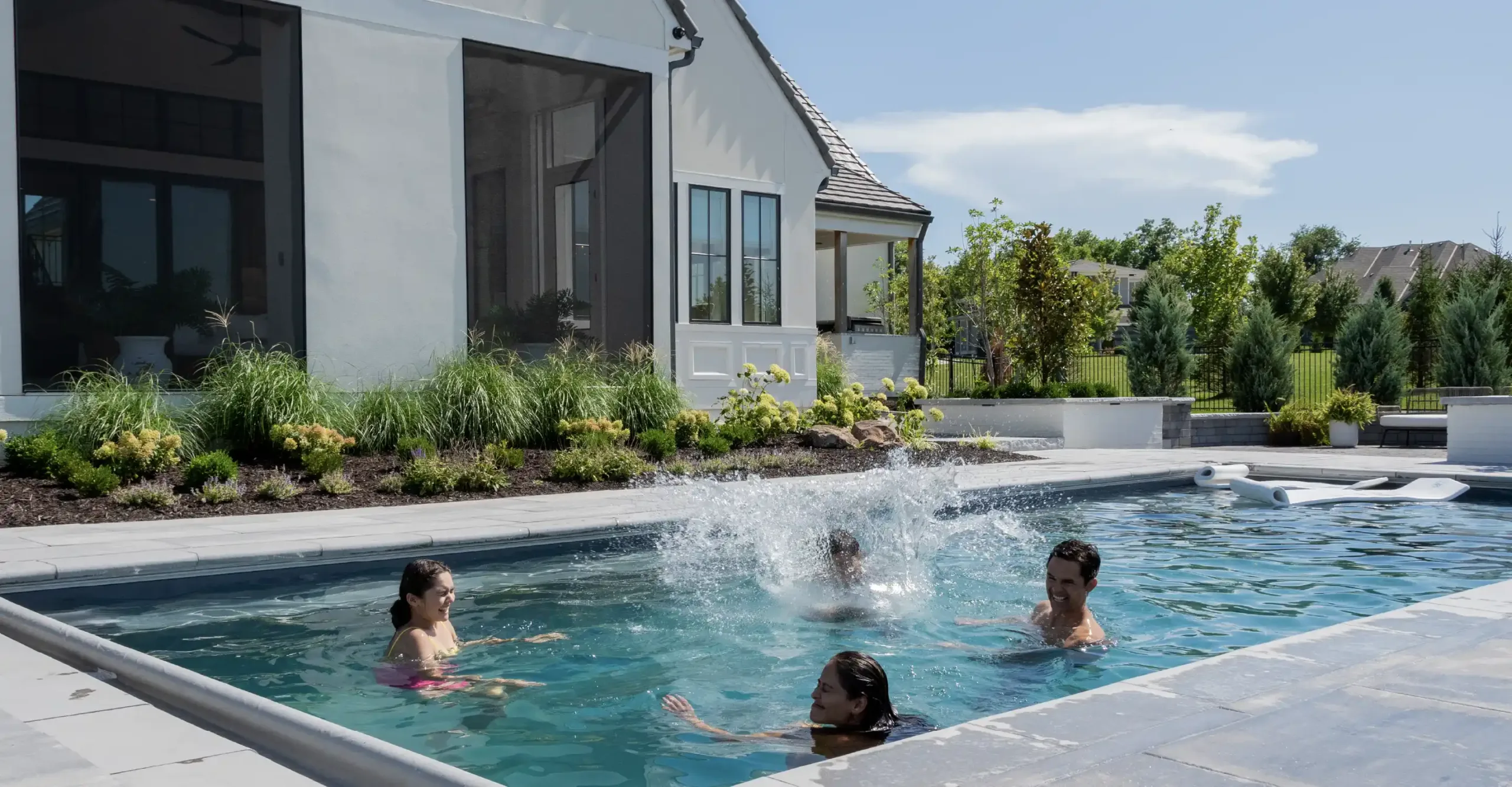 Prairieside Concepts : Kansas City's Premier Fiberglass Pool Builder